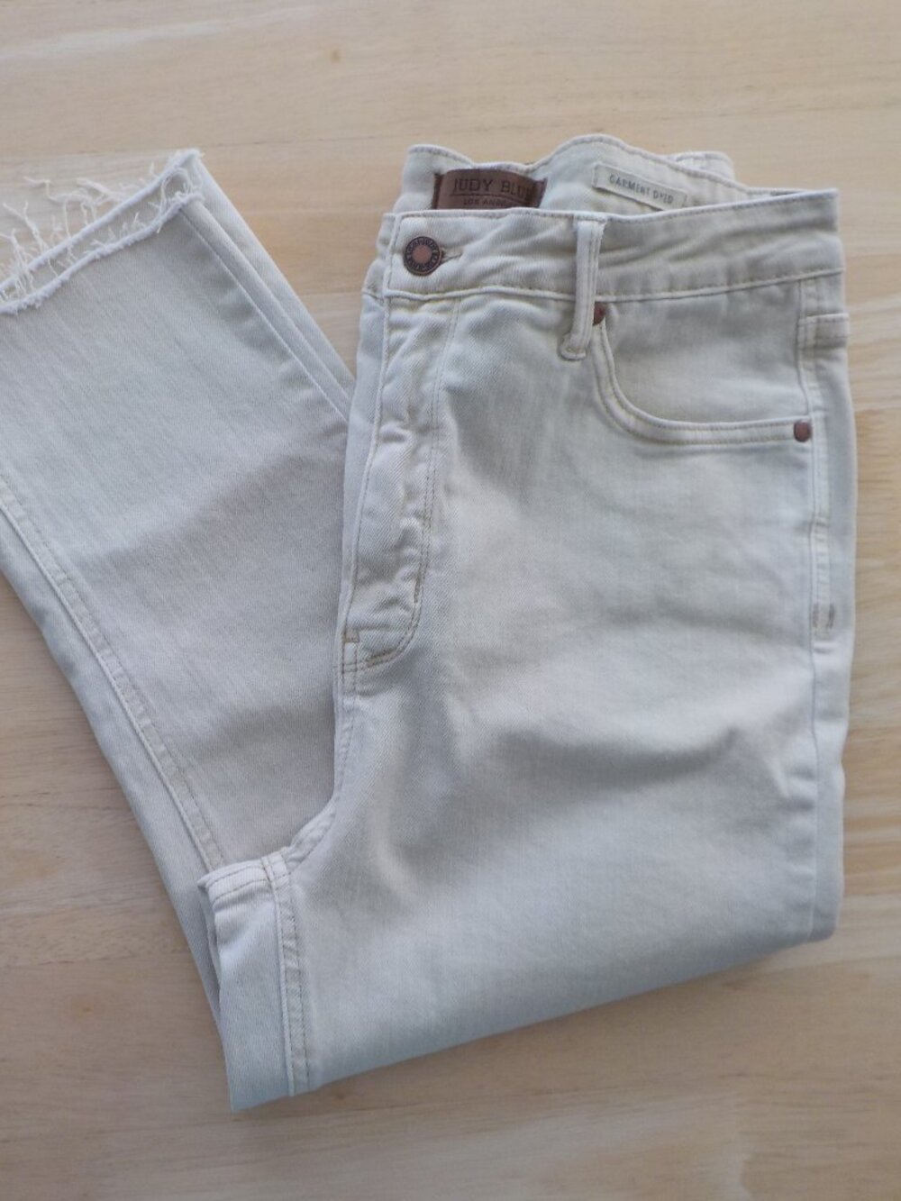 Judy Blue Jeans - Size 15/32 Junior - Beige Tan COTTON High Waist Raw Hem (881)